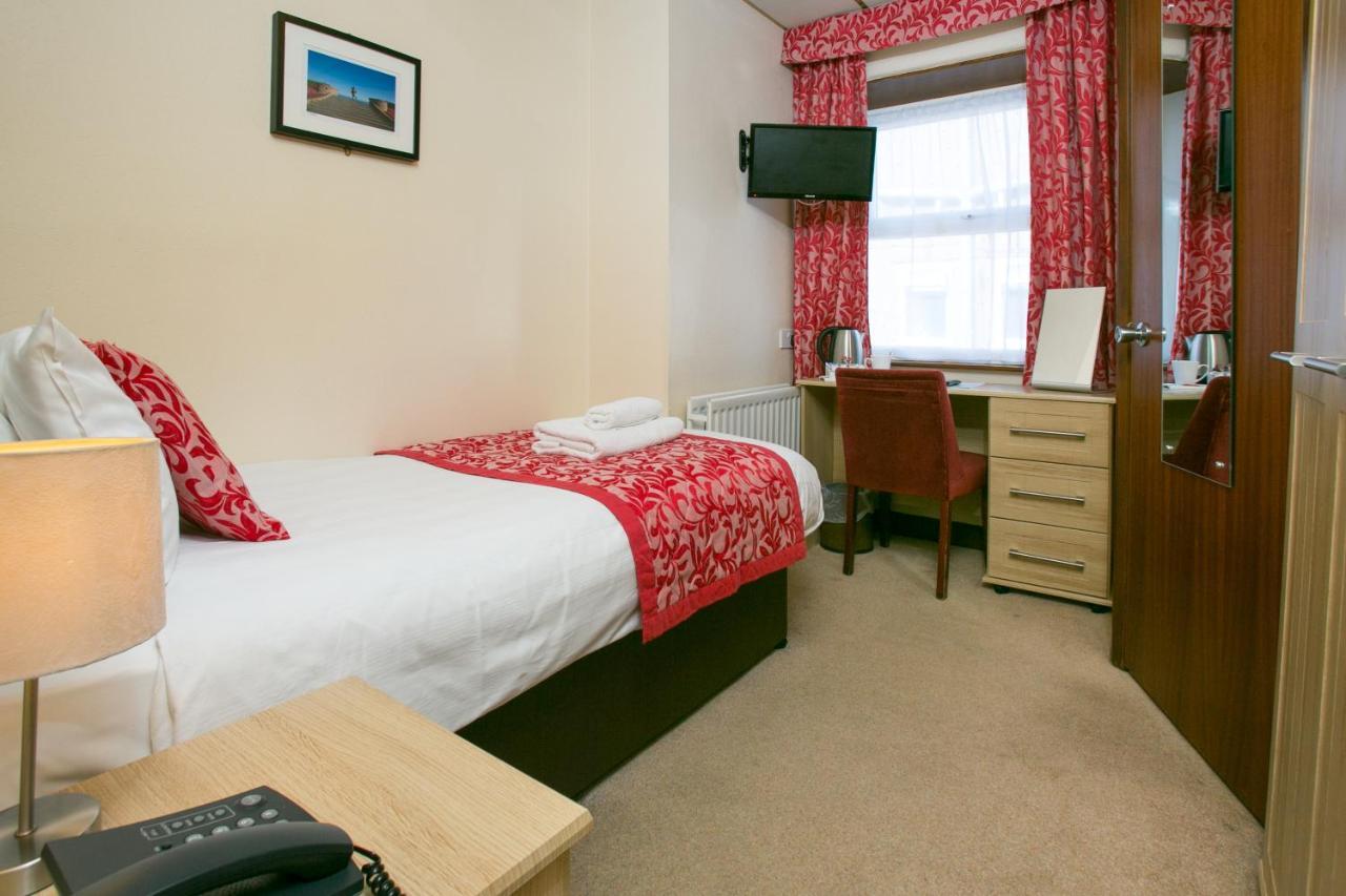 The Auckland Hotel Morecambe Buitenkant foto