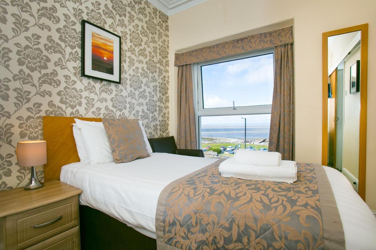 The Auckland Hotel Morecambe Buitenkant foto