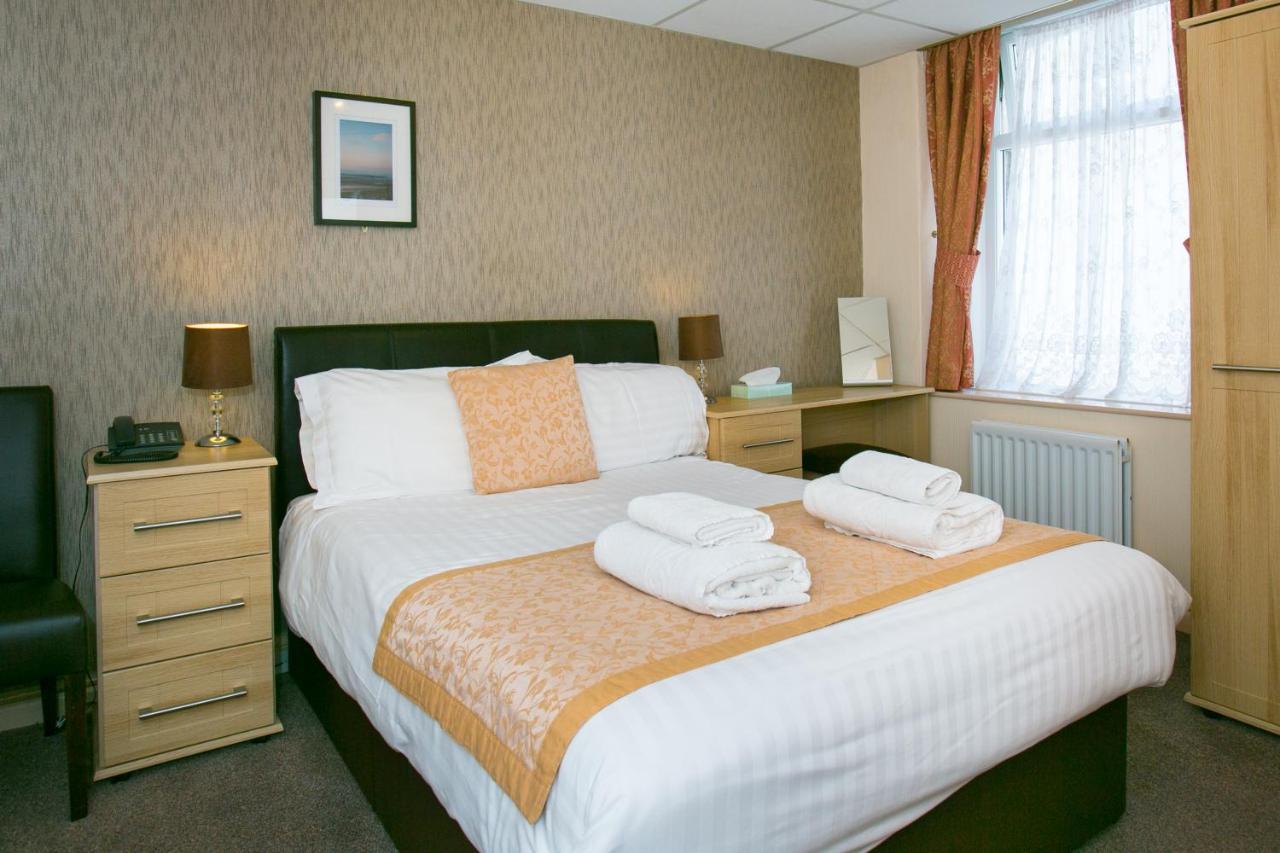 The Auckland Hotel Morecambe Buitenkant foto